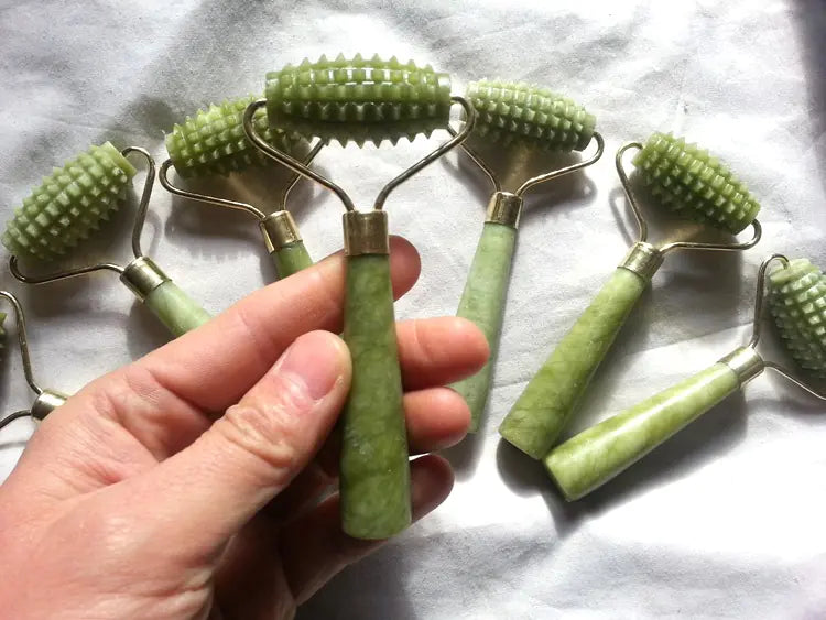 Jade Roller Facial Massage Tool